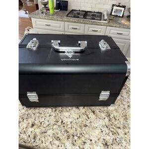 Younique Black‎ Jewelry/Makeup Box With Keys. No Callouts. Great Piece